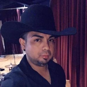 Meet your Posher, Juanfelipe-onesima